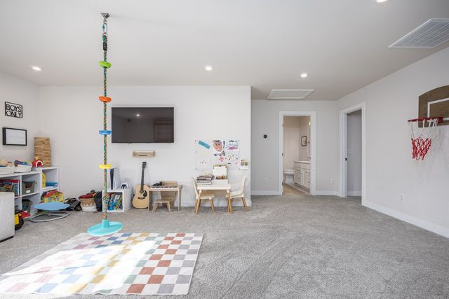 5012 Great Falls Ct, College Grove, TN 37046