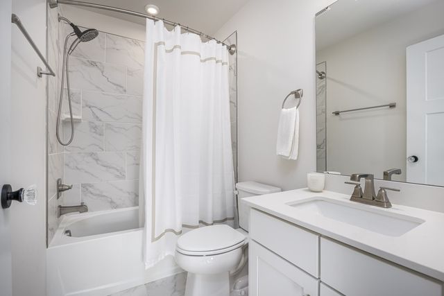 5012 Great Falls Ct, College Grove, TN 37046