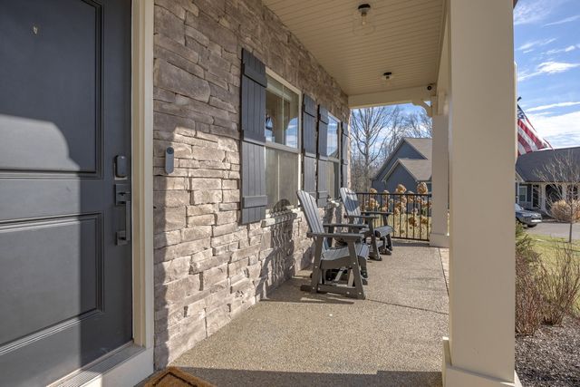 5012 Great Falls Ct, College Grove, TN 37046