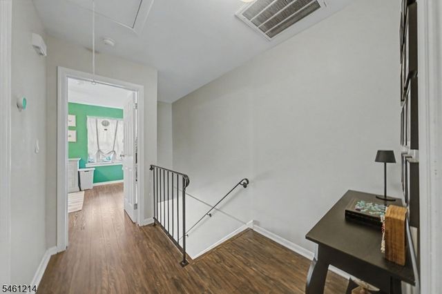 61 Henry St, Elmwood Park Boro, NJ 07407