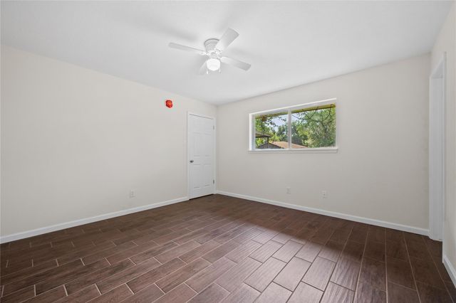 3930 Tumbleweed Lane, Baytown, TX 77521