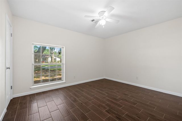 3930 Tumbleweed Lane, Baytown, TX 77521