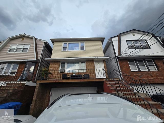 60 Glenn Drive 2, Keasbey, NJ 07095