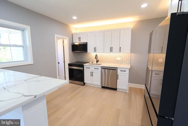 5110 KENWOOD AVE, Baltimore, MD 21206