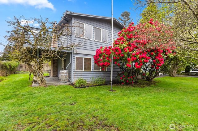 8505 236th Street SW, Edmonds, WA 98026