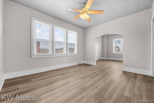 13300 La Salle Boulevard, Detroit, MI 48238