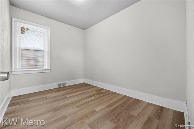 13300 La Salle Boulevard, Detroit, MI 48238