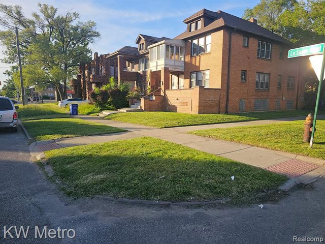 13300 La Salle Boulevard, Detroit, MI 48238