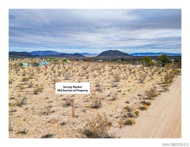 1260 N Sage Ave, Landers, CA 92285