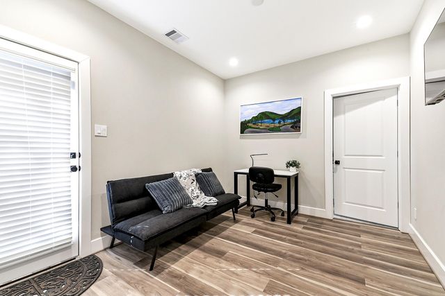 1329 Buescher Drive, Houston, TX 77043