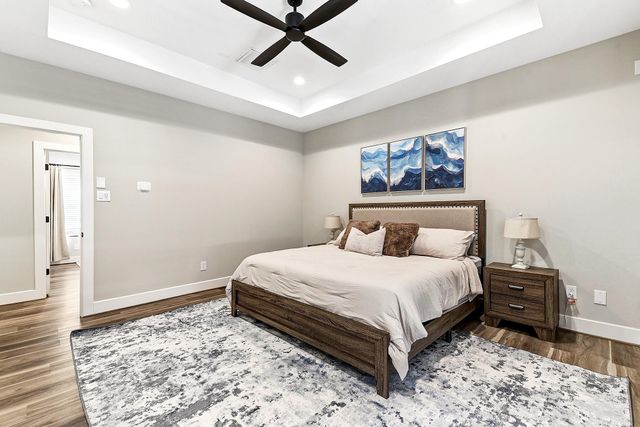 1329 Buescher Drive, Houston, TX 77043