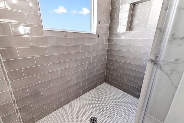 1329 Buescher Drive, Houston, TX 77043