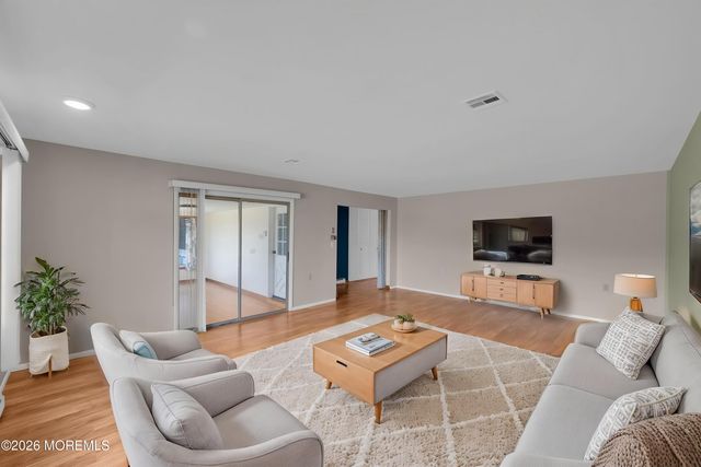 588A Lake Point Drive 100A, Lakewood, NJ 08701