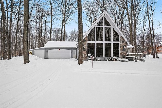 15390 Baldwin Street, West Olive, MI 49460