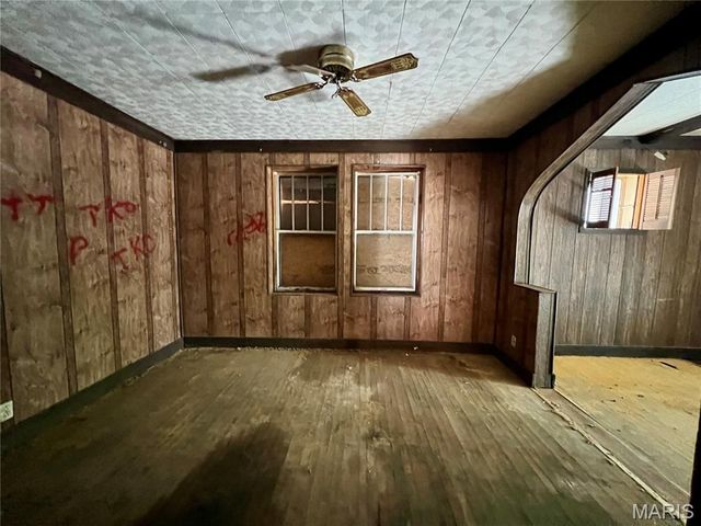 4240 California Avenue, St Louis, MO 63111