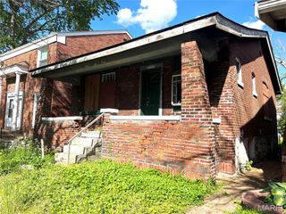 4240 California Avenue, St Louis, MO 63111