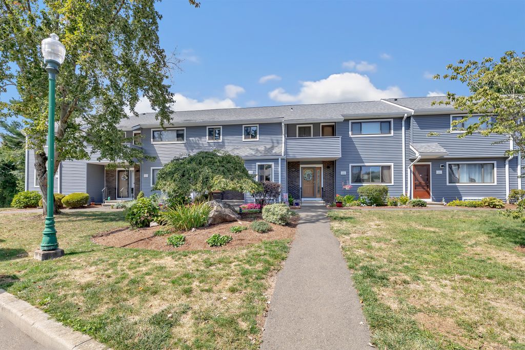 123 Shagbark Drive 123, Derby, CT 06418