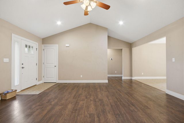 2600 QUARTZ LN, Columbia, MO 65202