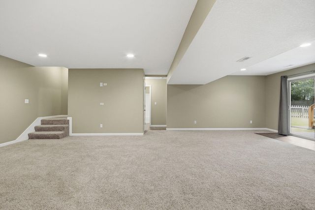2600 QUARTZ LN, Columbia, MO 65202
