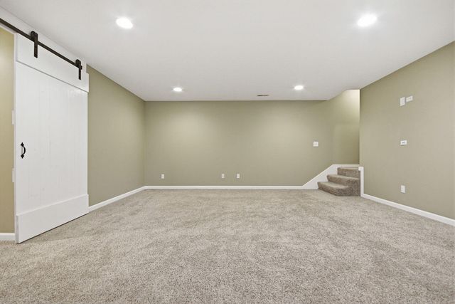 2600 QUARTZ LN, Columbia, MO 65202