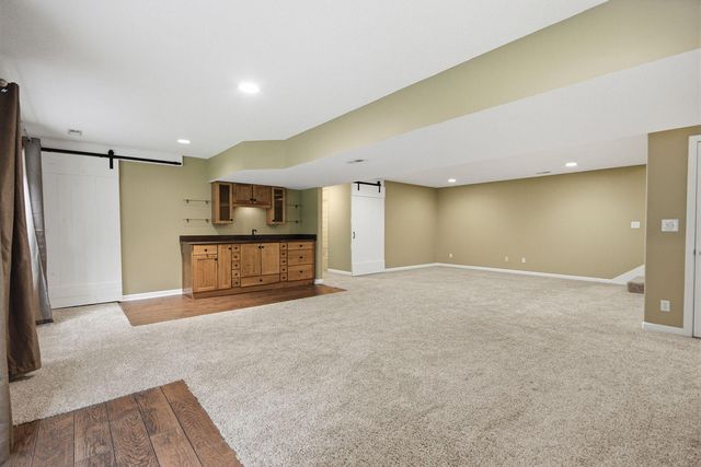 2600 QUARTZ LN, Columbia, MO 65202