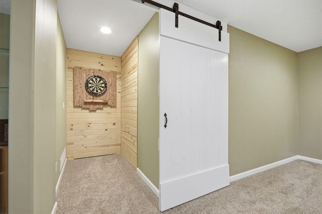 2600 QUARTZ LN, Columbia, MO 65202