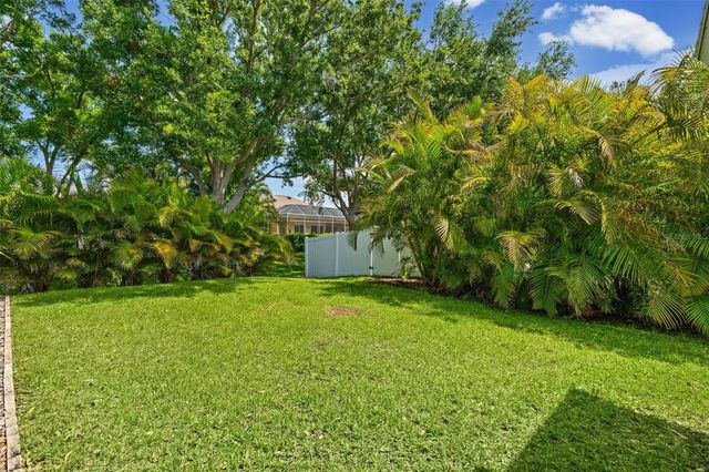 9211 12TH AVENUE NW, Bradenton, FL 34209