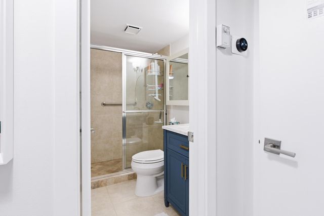 5800 Camino Del Sol Apt 106, Boca Raton, FL 33433