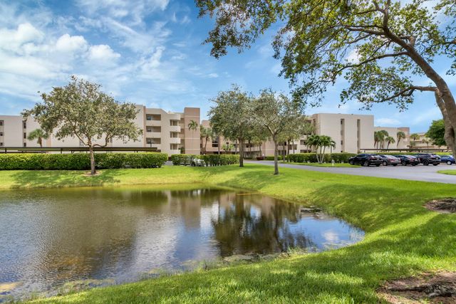5800 Camino Del Sol Apt 106, Boca Raton, FL 33433