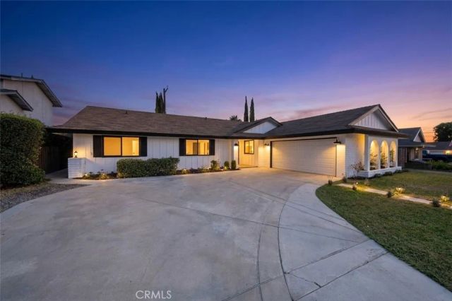 1370 Edgefield, Upland, CA 91786