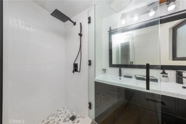 1370 Edgefield, Upland, CA 91786