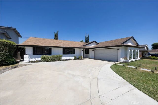 1370 Edgefield, Upland, CA 91786