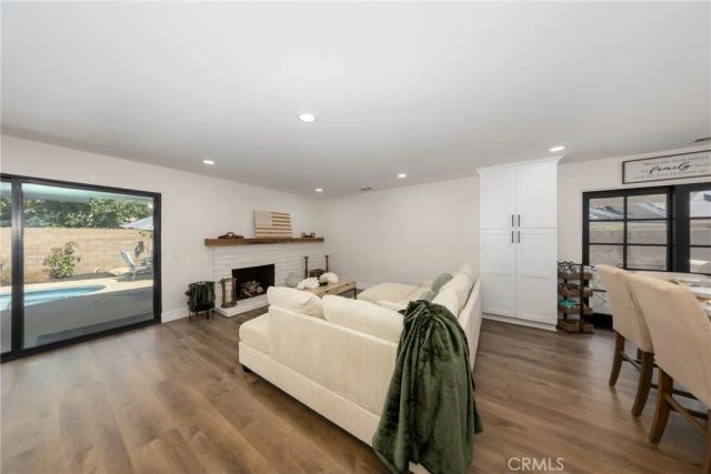 1370 Edgefield, Upland, CA 91786