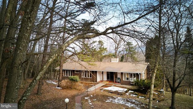 180 HOUSER RD, Centre Hall, PA 16828