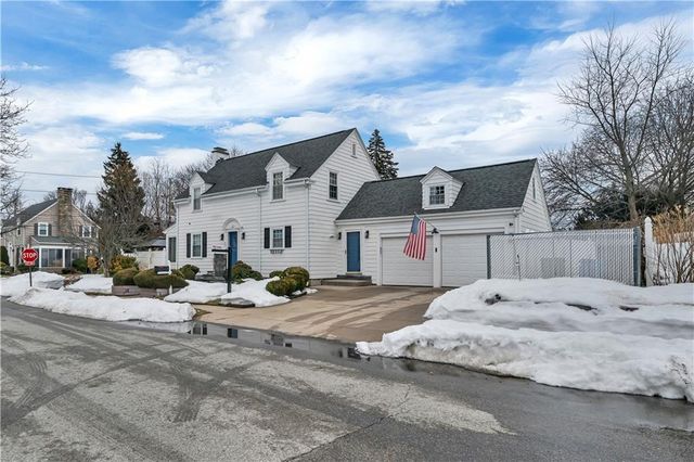 64 Julia Street, Cranston, RI 02910