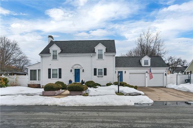 64 Julia Street, Cranston, RI 02910