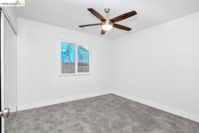 1060 Woodglen Dr, Oakley, CA 94561