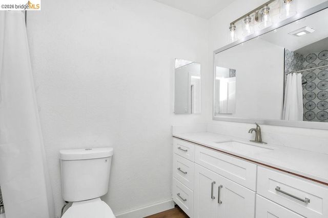 1060 Woodglen Dr, Oakley, CA 94561