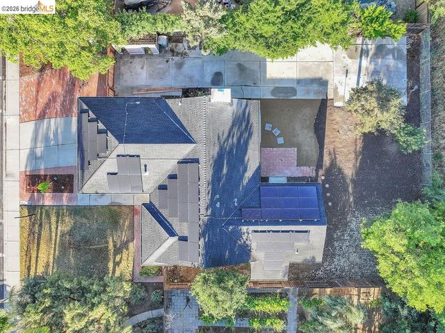 1060 Woodglen Dr, Oakley, CA 94561