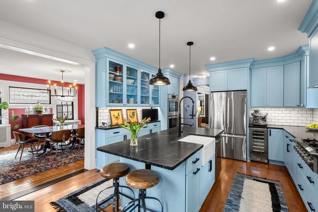 6521 LINCOLN DR, Philadelphia, PA 19119