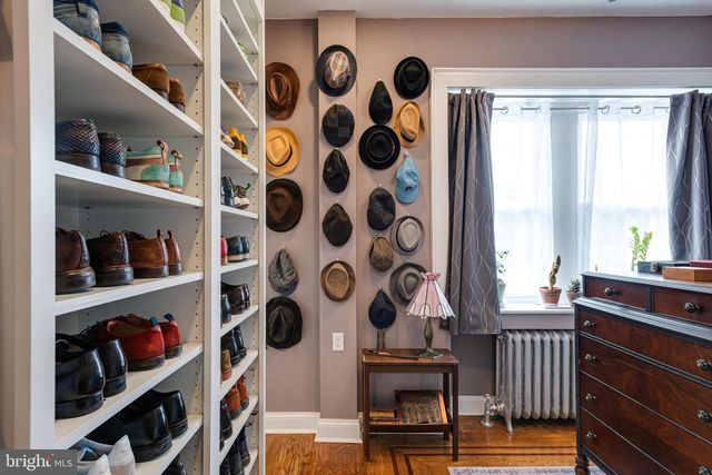 6521 LINCOLN DR, Philadelphia, PA 19119