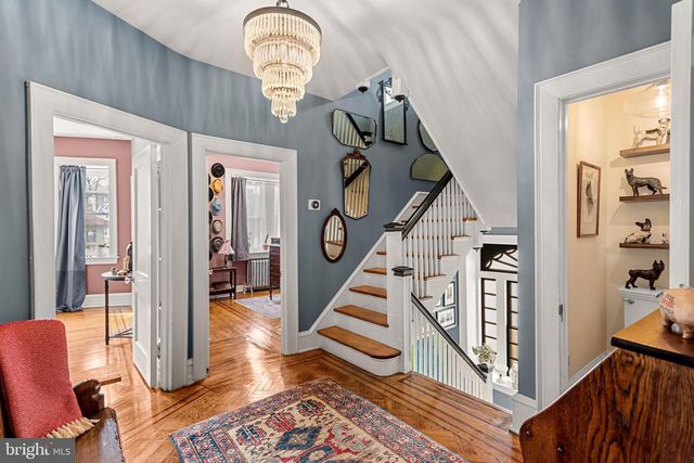 6521 LINCOLN DR, Philadelphia, PA 19119