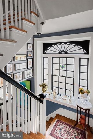 6521 LINCOLN DR, Philadelphia, PA 19119