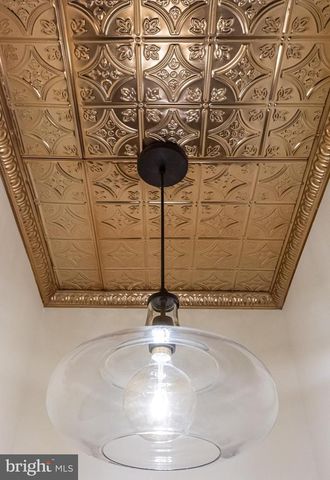 6521 LINCOLN DR, Philadelphia, PA 19119