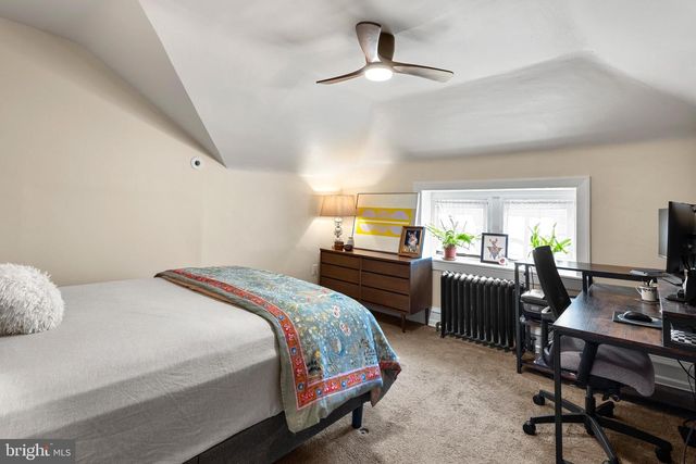 6521 LINCOLN DR, Philadelphia, PA 19119