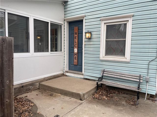 3800 Roanoke Road, Kansas City, MO 64111