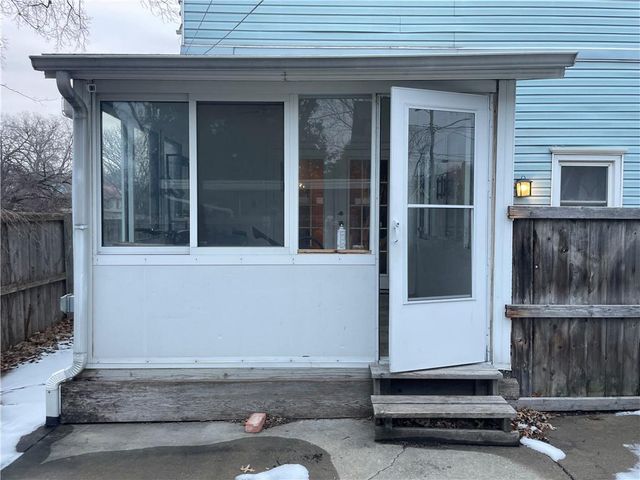 3800 Roanoke Road, Kansas City, MO 64111