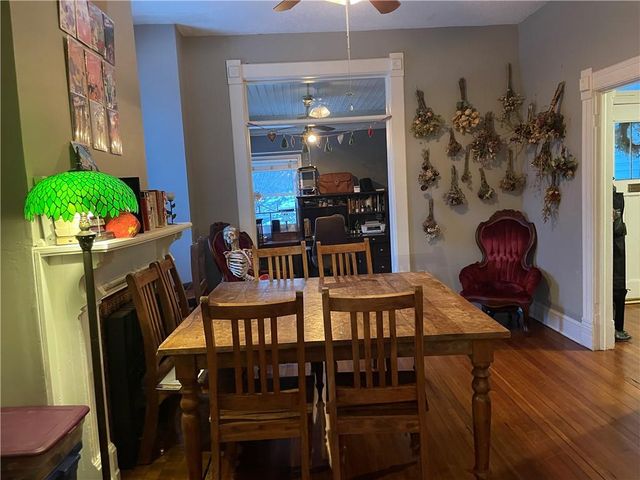 3800 Roanoke Road, Kansas City, MO 64111