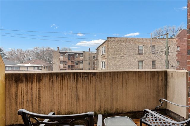 407 S Oak Park Avenue H, Oak Park, IL 60302