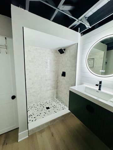 4555 Cleveland Street, Skokie, IL 60076